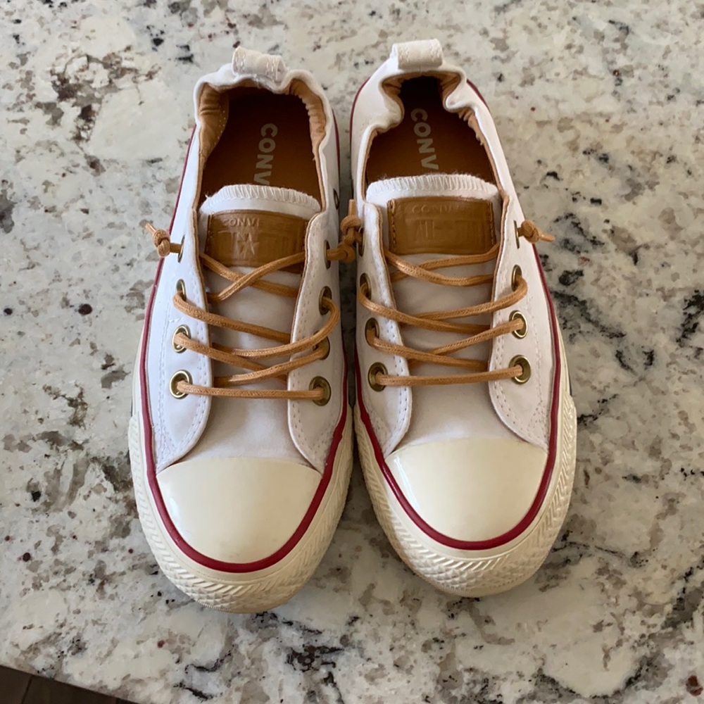 Converse shoreline cream colored shoes